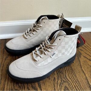 NWT Vans Checkerboard Colfax Boot MTE-1 Shoes Black Cream Women’s 7.5